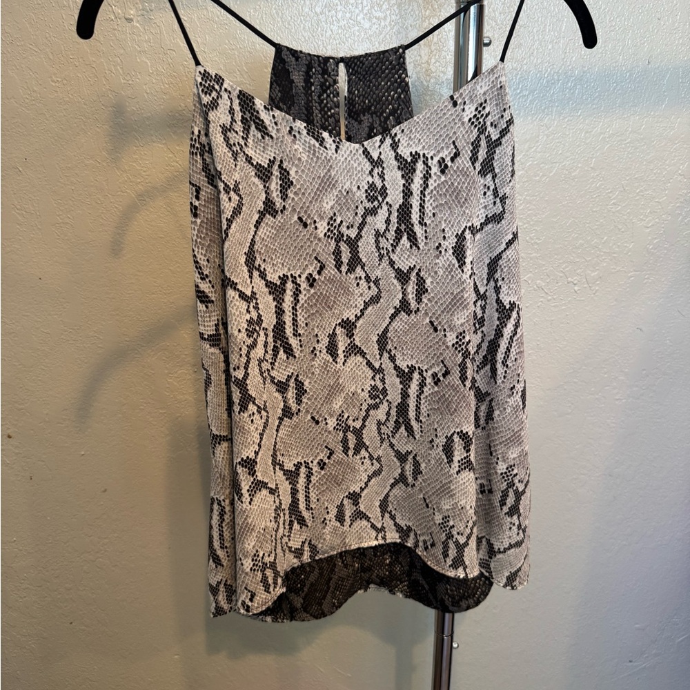 Stylish Black and White Snake Print Women's Top